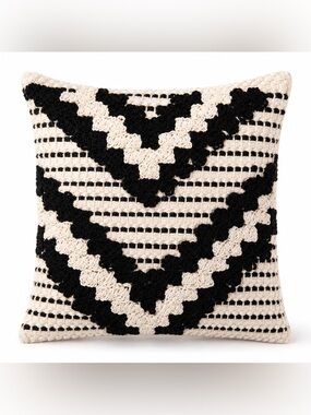 Black & Cream Boho Tufted Woven Accent Pillow Cover 20x20 (50x50 cm) NWT